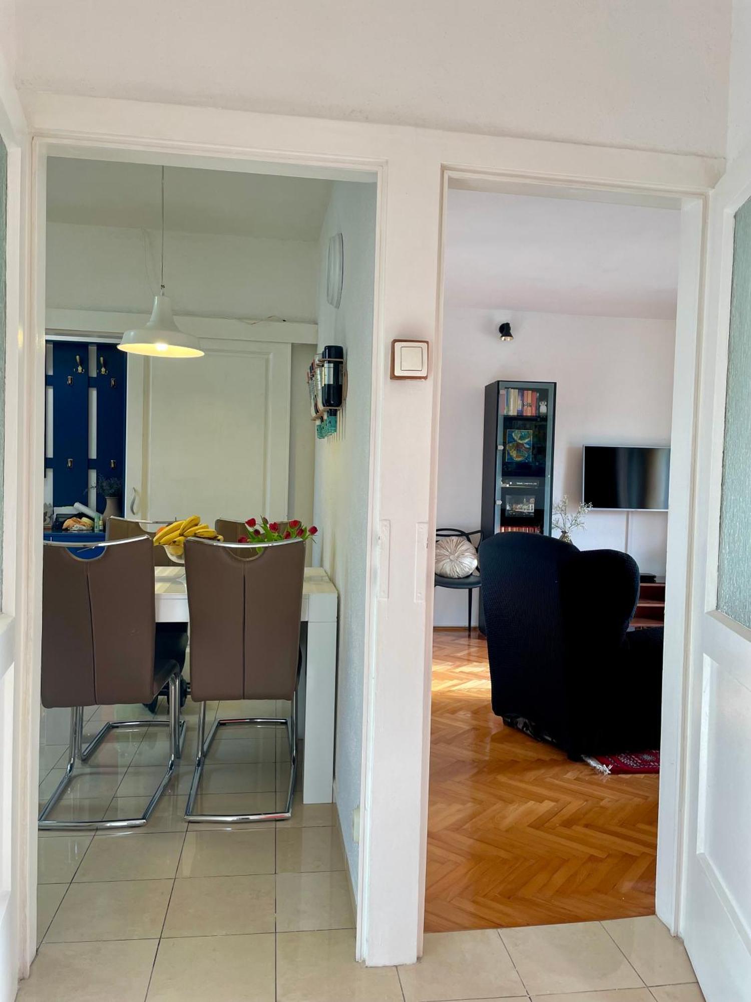 Dinka Old Town Apartment With Sea View 特罗吉尔 外观 照片