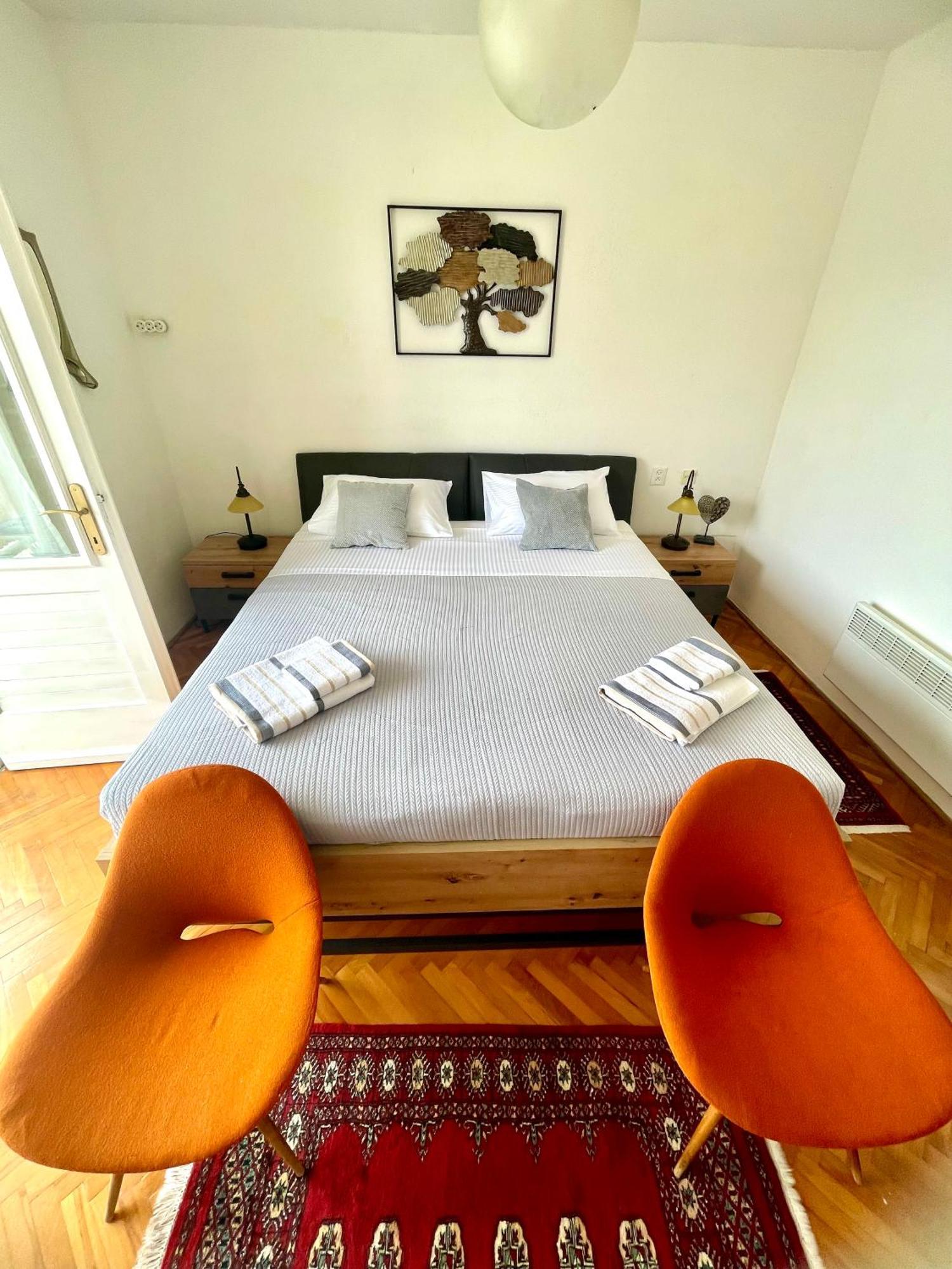 Dinka Old Town Apartment With Sea View 特罗吉尔 外观 照片