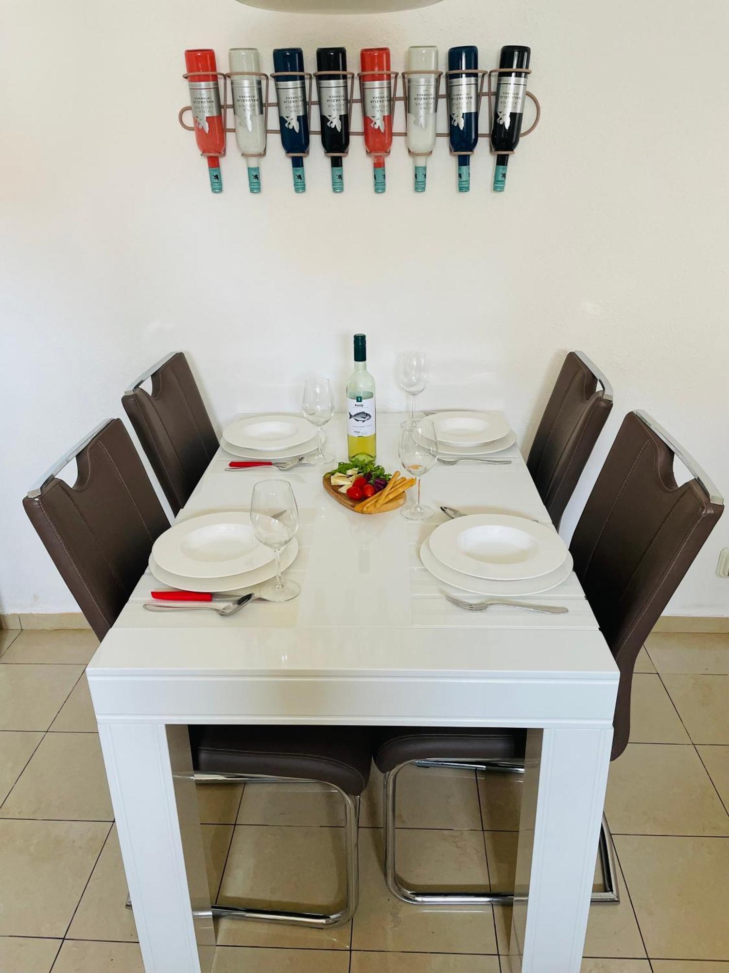 Dinka Old Town Apartment With Sea View 特罗吉尔 外观 照片